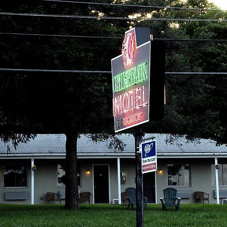 The Chieftain Motel Watkins Glen Exterior photo