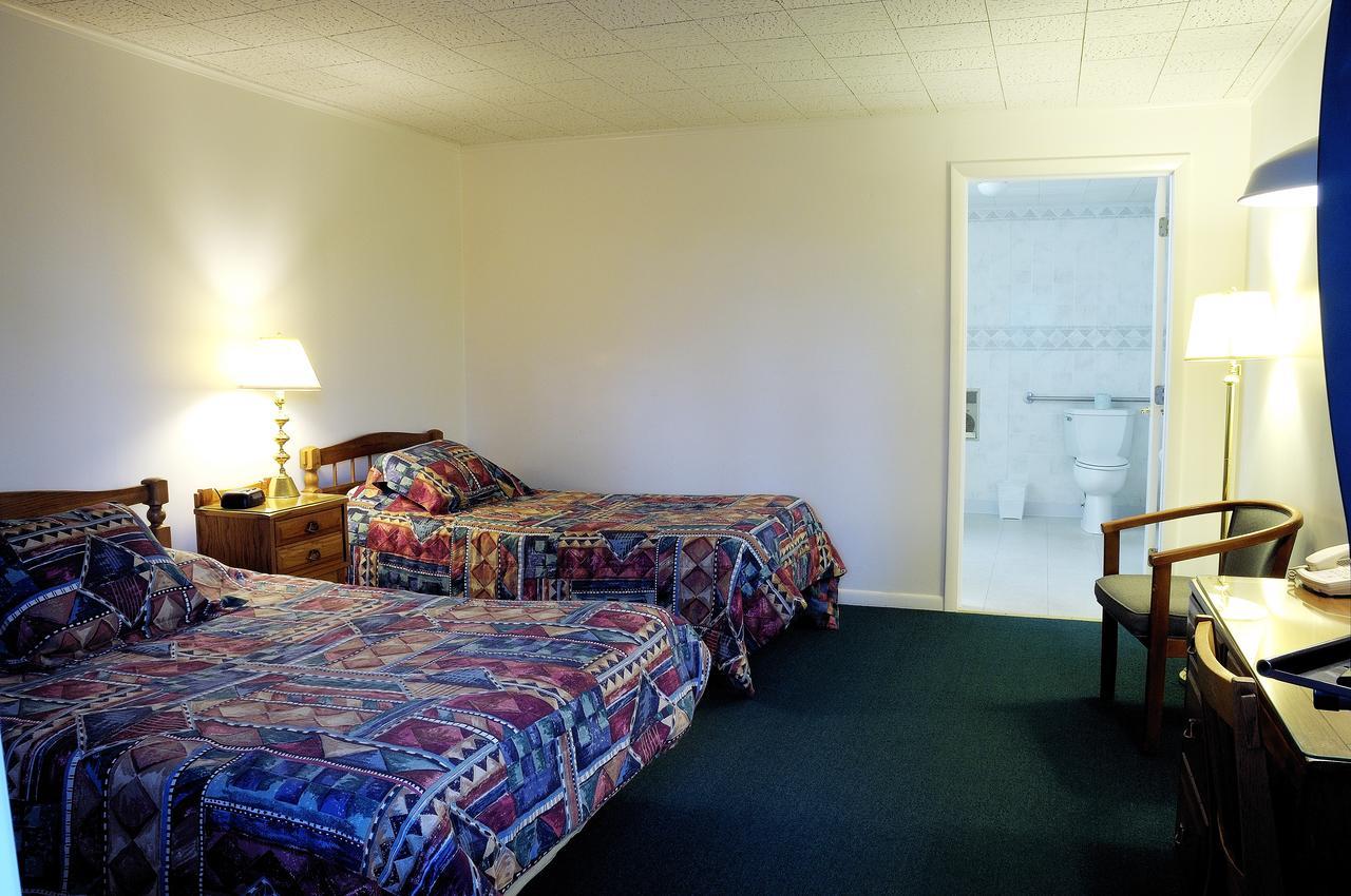 The Chieftain Motel Watkins Glen Exterior photo